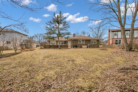Tiny photo for 1040 E Grissom Drive, Palatine, IL 60074 (MLS # 12577138)