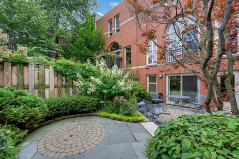 Tiny photo for 1927 N Dayton Street, Chicago, IL 60614 (MLS # 12467184)
