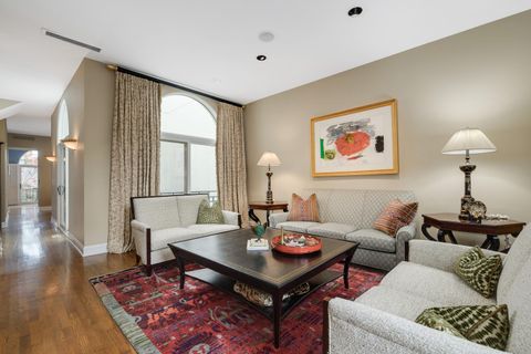 Tiny photo for 1927 N Dayton Street, Chicago, IL 60614 (MLS # 12467184)