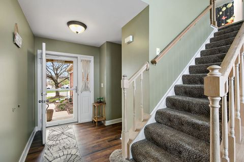 Tiny photo for Crystal Lake, IL 60014 (MLS # 12604189)