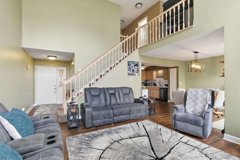 Tiny photo for Crystal Lake, IL 60014 (MLS # 12604189)