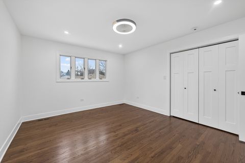 Tiny photo for 241 E Schick Road, Bloomingdale, IL 60108 (MLS # 12597096)