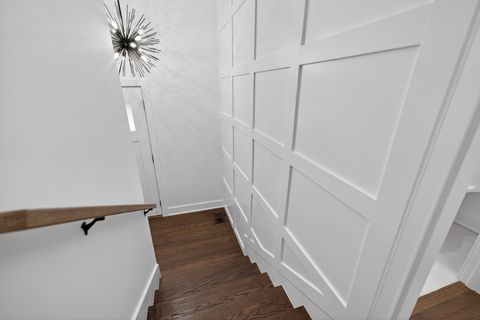 Tiny photo for 241 E Schick Road, Bloomingdale, IL 60108 (MLS # 12597096)