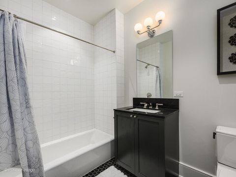 Tiny photo for 21 N May Street #305, Chicago, IL 60607 (MLS # 12487435)