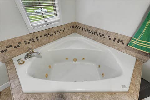 Tiny photo for 402 HOLLY RIDGE Court, St. Joseph, IL 61873 (MLS # 12676794)