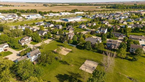 Tiny photo for 102 Meadowland Drive, Lexington, IL 61753 (MLS # 12641025)
