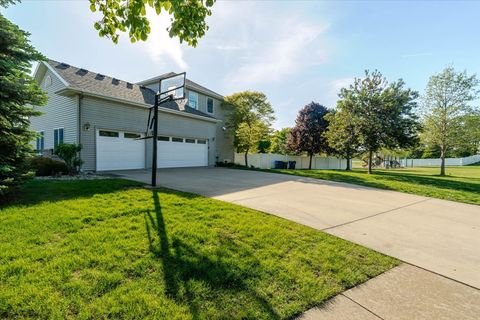 Tiny photo for 102 Meadowland Drive, Lexington, IL 61753 (MLS # 12641025)