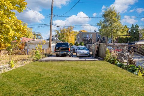Tiny photo for 5527 S loomis Boulevard, Chicago, IL 60636 (MLS # 12555441)