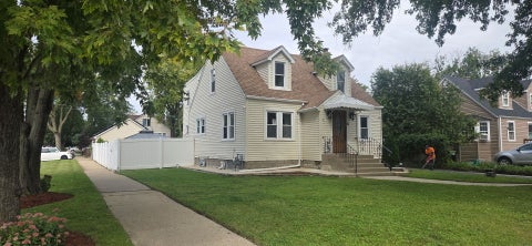 Tiny photo for 6848 W 96th Street, Oak Lawn, IL 60453 (MLS # 12782908)