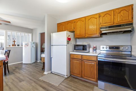 Tiny photo for 2225 Loganberry Street, Joliet, IL 60433 (MLS # 12571575)