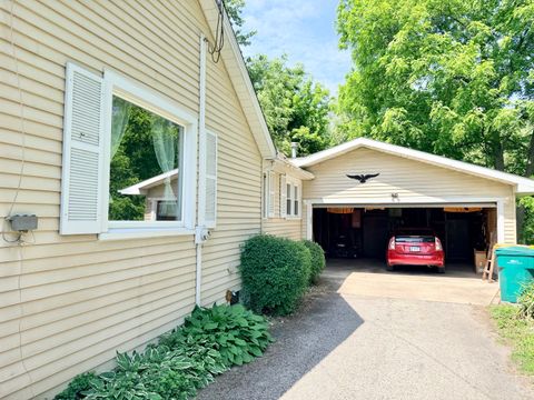 Tiny photo for 1304 N Everett Street, Streator, IL 61364 (MLS # 12656774)