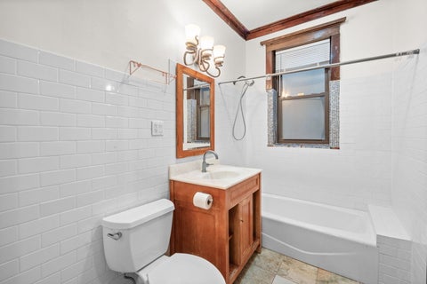 Tiny photo for 5433 S Greenwood Avenue #2, Chicago, IL 60615 (MLS # 12730382)