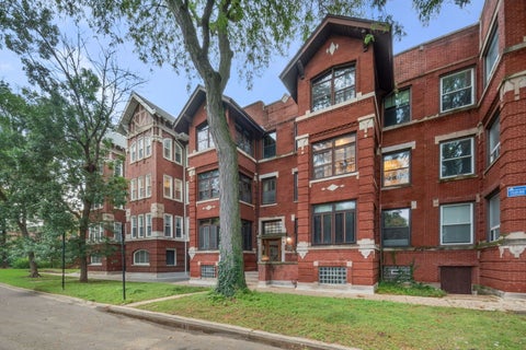 Photo of 5433 S Greenwood Avenue #2, Chicago, IL 60615 (MLS # 12730382)