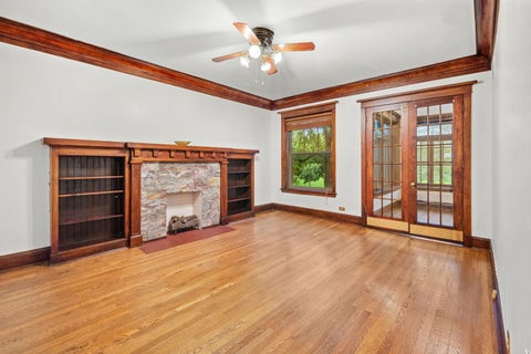 Tiny photo for 5433 S Greenwood Avenue #2, Chicago, IL 60615 (MLS # 12730382)