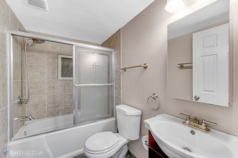 Tiny photo for 1679 Templeton Court, Mundelein, IL 60060 (MLS # 12627502)