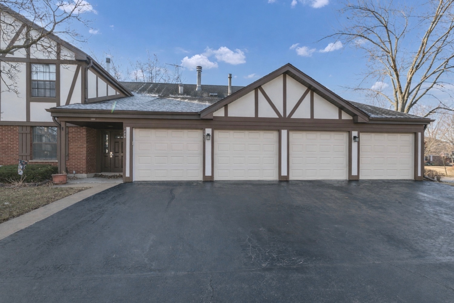 1325 Williamsburg Drive C1