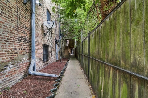 Tiny photo for 5944 S King Drive #1E, Chicago, IL 60637 (MLS # 12757561)