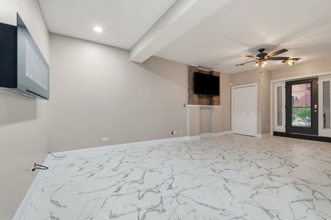 Tiny photo for 5944 S King Drive #1E, Chicago, IL 60637 (MLS # 12757561)