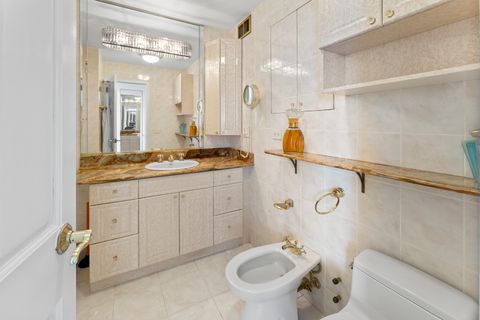 Tiny photo for 6301 N Sheridan Road #11R, Chicago, IL 60660 (MLS # 12509409)