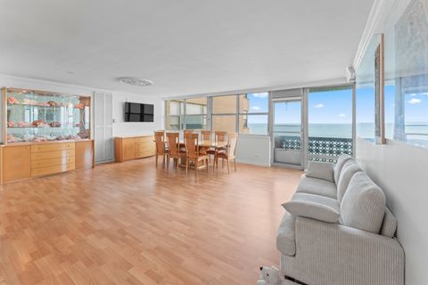 Tiny photo for 6301 N Sheridan Road #11R, Chicago, IL 60660 (MLS # 12509409)