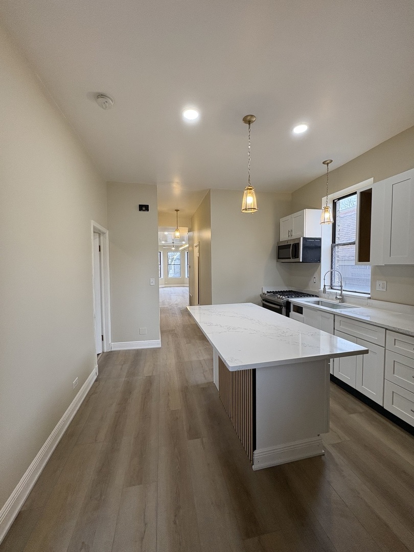 1628 N KIMBALL Avenue 2