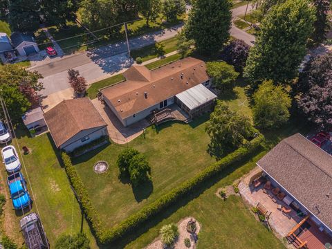 Tiny photo for 214 S 6th Street, Chatsworth, IL 60921 (MLS # 12715261)