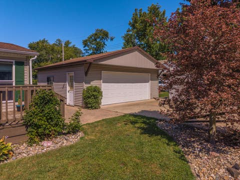 Tiny photo for 214 S 6th Street, Chatsworth, IL 60921 (MLS # 12715261)