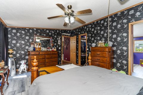 Tiny photo for 214 S 6th Street, Chatsworth, IL 60921 (MLS # 12715261)