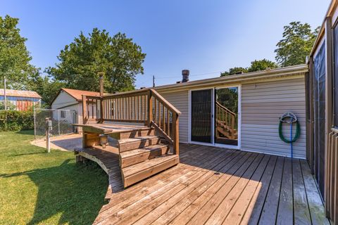 Tiny photo for 214 S 6th Street, Chatsworth, IL 60921 (MLS # 12715261)
