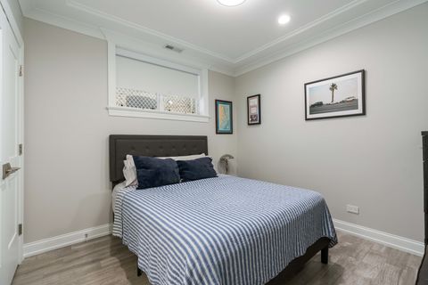 Tiny photo for 729 W Barry Avenue #1, Chicago, IL 60657 (MLS # 12613750)