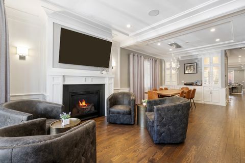 Tiny photo for 729 W Barry Avenue #1, Chicago, IL 60657 (MLS # 12613750)