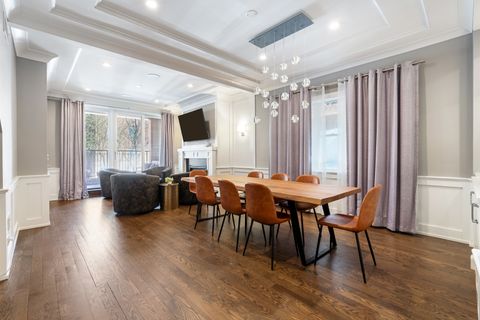 Tiny photo for 729 W Barry Avenue #1, Chicago, IL 60657 (MLS # 12613750)