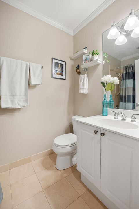 Tiny photo for 1237 W Farwell Avenue #2E, Chicago, IL 60626 (MLS # 12599194)