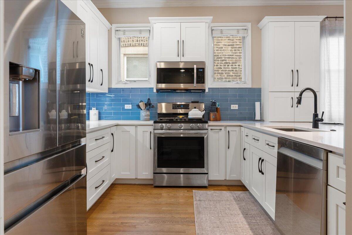 1237 W Farwell Avenue 2E