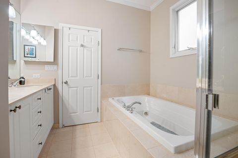 Tiny photo for 1237 W Farwell Avenue #2E, Chicago, IL 60626 (MLS # 12599194)