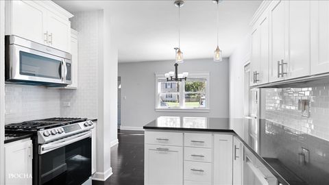 Tiny photo for 236 W SUNSET Avenue, Lombard, IL 60148 (MLS # 12462729)