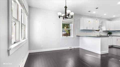 Tiny photo for 236 W SUNSET Avenue, Lombard, IL 60148 (MLS # 12462729)