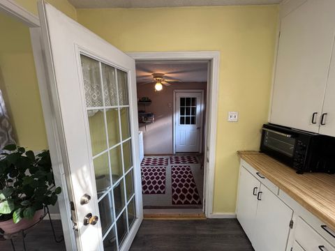 Tiny photo for 212 W Allmon Street, Salem, IL 62881 (MLS # 12603183)