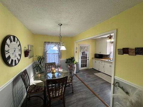 Tiny photo for 212 W Allmon Street, Salem, IL 62881 (MLS # 12603183)