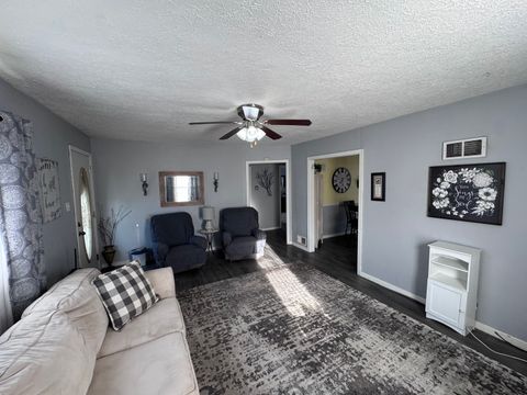 Tiny photo for 212 W Allmon Street, Salem, IL 62881 (MLS # 12603183)