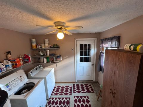 Tiny photo for 212 W Allmon Street, Salem, IL 62881 (MLS # 12603183)