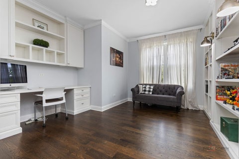 Tiny photo for 1025 S Vail Avenue, Arlington Heights, IL 60005 (MLS # 12543607)