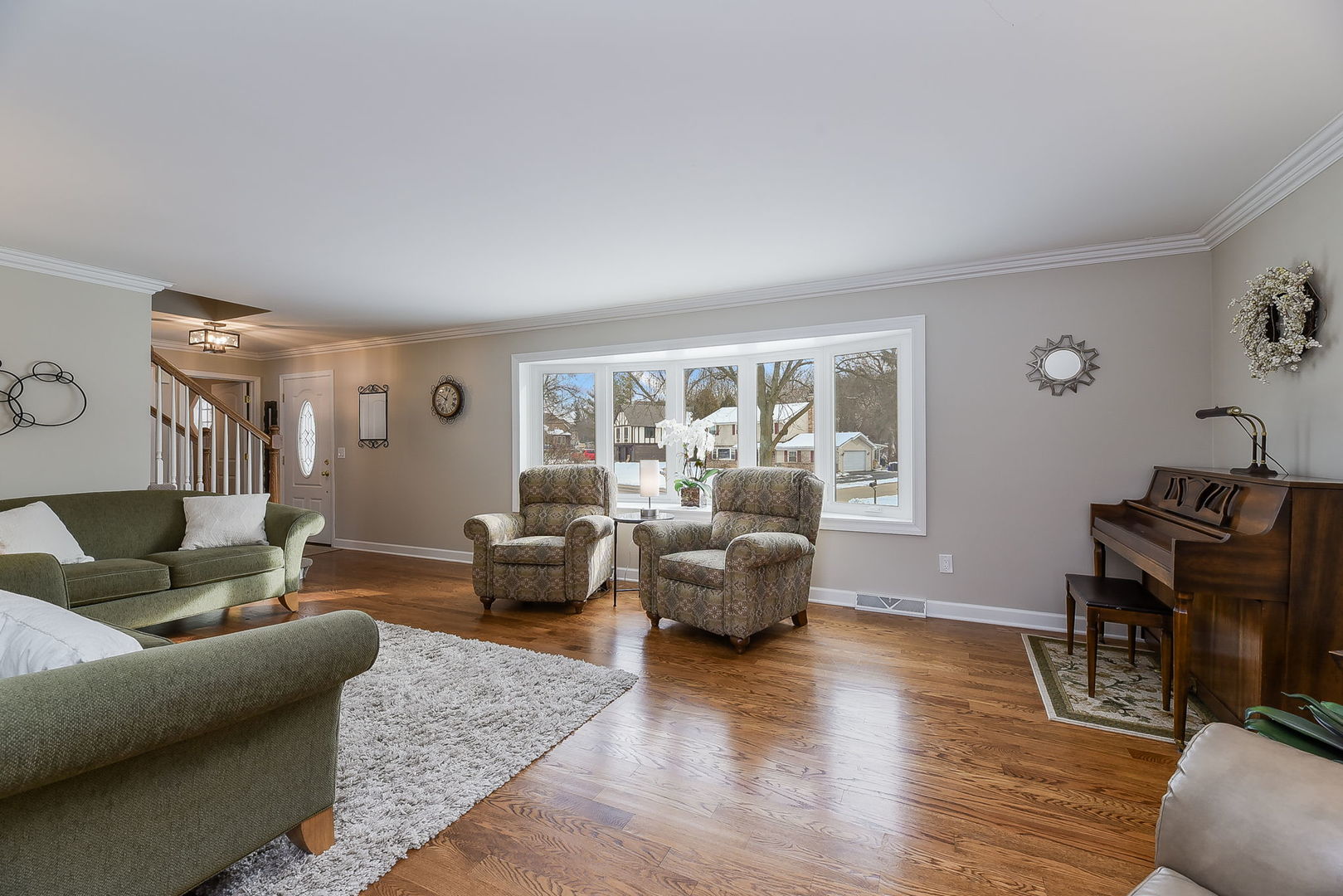 26W540 Prairie Avenue