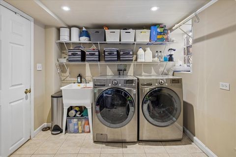 Tiny photo for 6429 N Oliphant Avenue, Chicago, IL 60631 (MLS # 12576292)