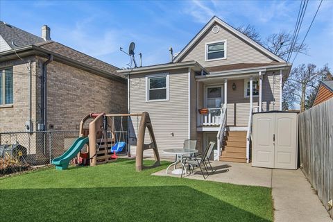 Tiny photo for 6429 N Oliphant Avenue, Chicago, IL 60631 (MLS # 12576292)