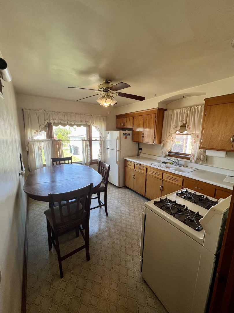 5000 N Mobile Avenue