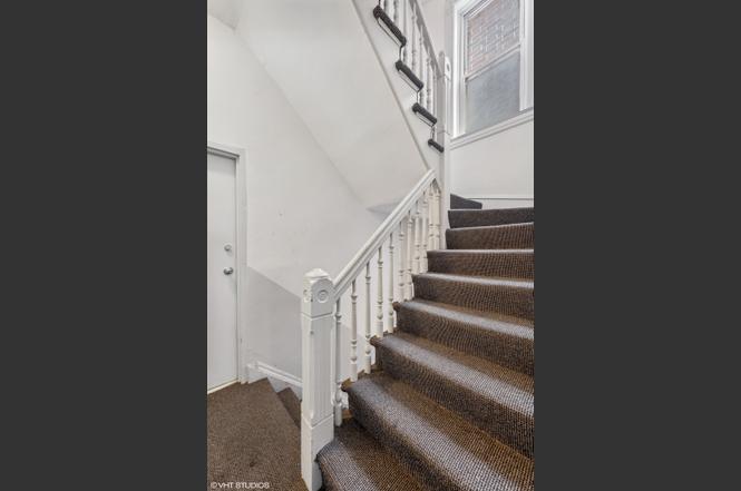 1451 W Augusta Boulevard 1F
