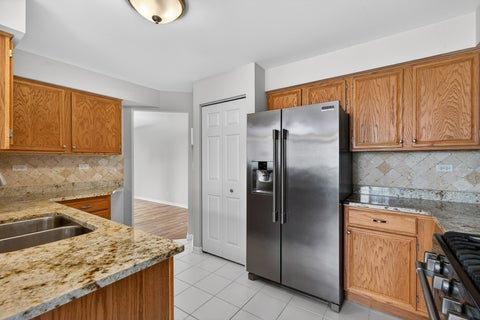 Tiny photo for 782 Old Checker Road, Buffalo Grove, IL 60089 (MLS # 12656324)