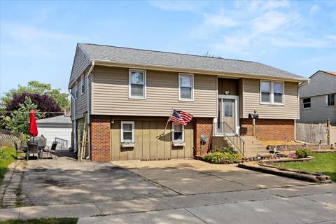 Tiny photo for 305 Hickory Avenue, Romeoville, IL 60446 (MLS # 12712157)