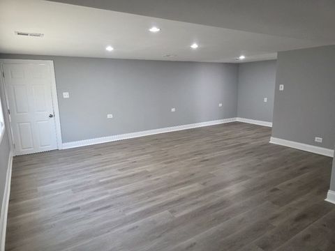 Tiny photo for 1118 E 169th Street, South Holland, IL 60473 (MLS # 12622138)